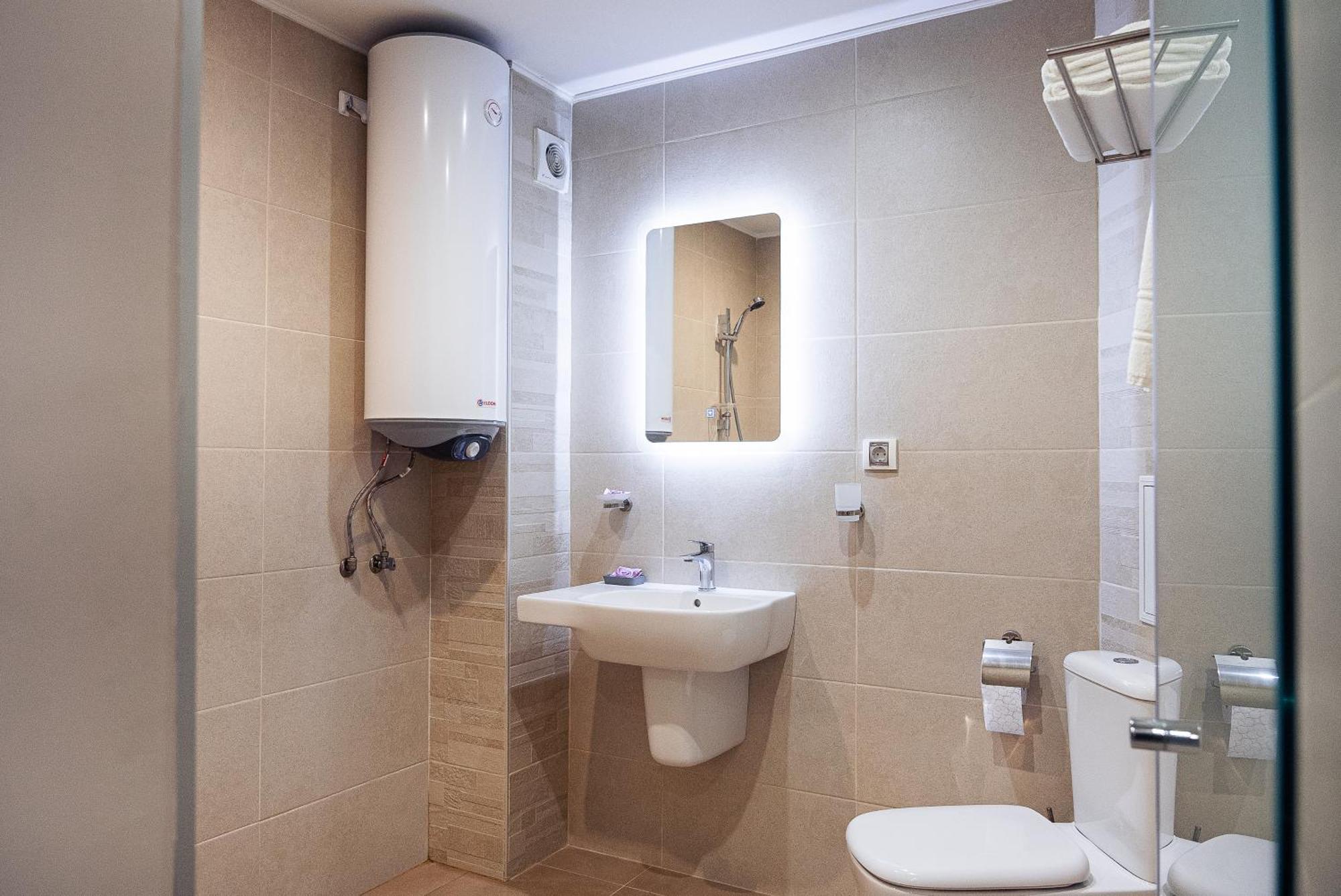 Cityscape Luxury Apartment