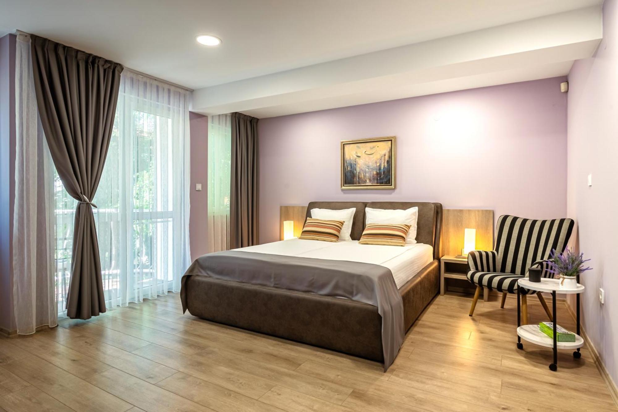 Cityscape Luxury Apartment *